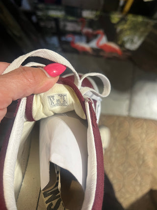MJ94-Burgundy Vans Tennis Sz 7