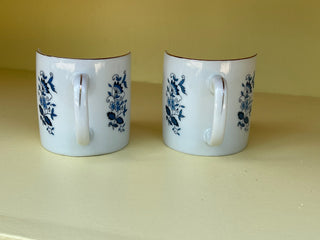 Vintage King's Island Candle Mugs: Blue and White Ceramic Souvenirs, Set of 2