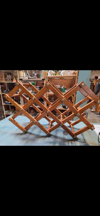 Mj94-MCM wooden accordian rack