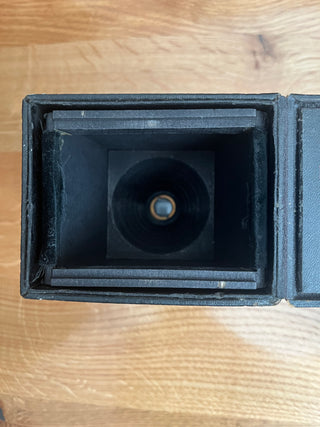 ANTIQUE KODAK BROWNIE CAMERA