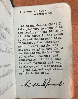 WORLD WAR II MILITARY NEW TESTAMENT