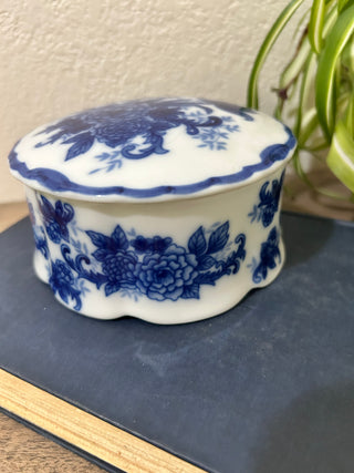 Vintage Blue & White Porcelain Trinket jar