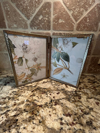 Vintage Bi-Fold Gold Frame, 5”x7”