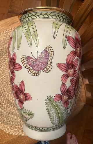 LARGE ORCHID VASE BY SIDDHIA HUTCHINSON