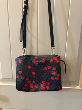 Michael Kors Selma Med. messenger crossbody, black.red