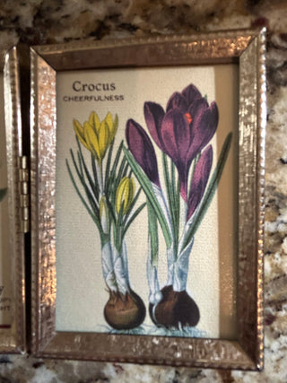 Vintage Tri-Fold Frame