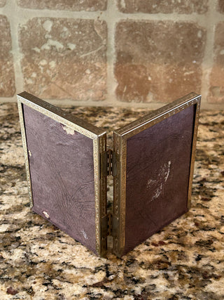 Vintage Bi-Fold Frame, 3.25”x4.75”