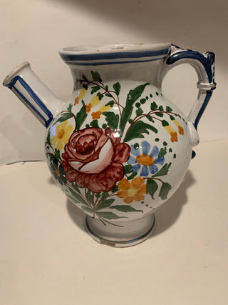 Vntg 11” Italian milk pitcher (w/wear)