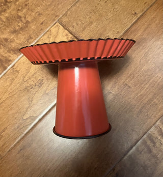 SMALL ORANGE & BLACK METAL RISER