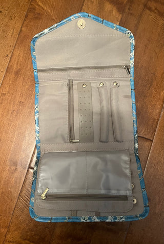 BLUE FLORAL TRAVEL JEWELRY CASE
