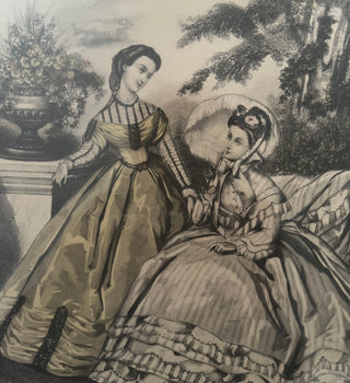 VINTAGE FRAMED BLK/WHT FASHION PRINT