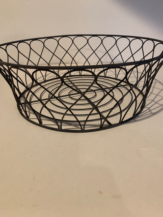 Vntg 13x23  Blk metal loop/petal bskt