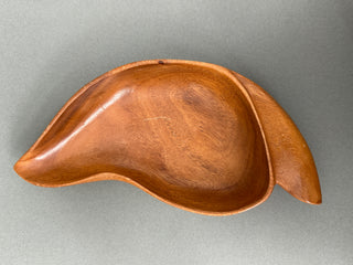 🍂 Mid-Century Modern Monkey Pod Wood Leaf Bowl 🍂