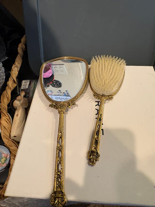 Vtg. (1940-50) Matson-style beveled mirror/hairbrush