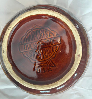 VINTAGE 1.5 QT ROUND COVERED CASSEROLE DISH
