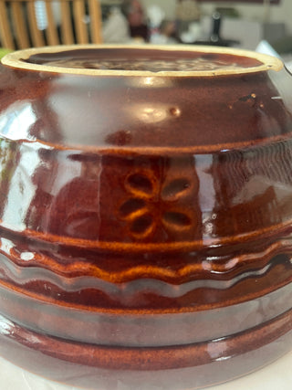 VINTAGE 1.5 QT ROUND COVERED CASSEROLE DISH