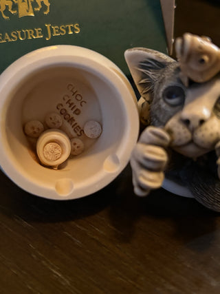 Vtg. Harmony Kingdom "Cookie's Jar" trinket box 3.75"