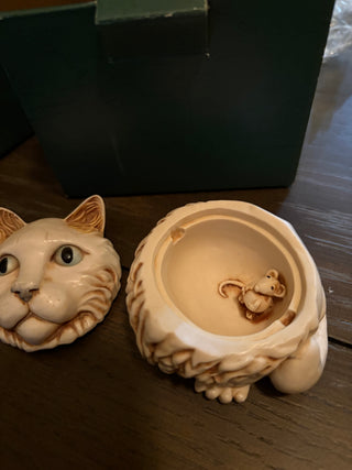 Vtg. Harmony Kingdom "Fat Cat's Meow" trinket box 2" x 2.75"