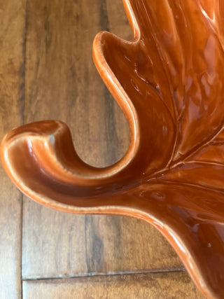 LARGE BURNT ORANGE CERAMIC LEAF SERVING DISH