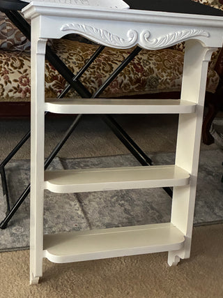 Vintage 3 tier  wall hanging decor shelf