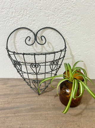 Vintage Heart Wire Wall Basket