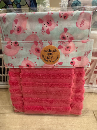 Hanging Kitchen Towel - Pigs w/ Hot Pink RCD