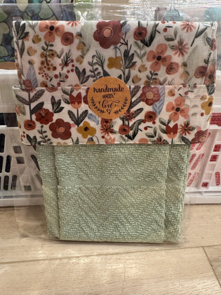 Hanging Kitchen Towel - Green Floral