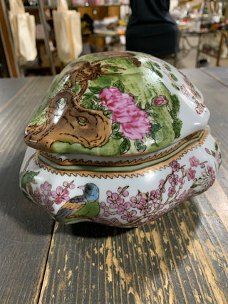 Porcelain painted box w/deer - Rancho