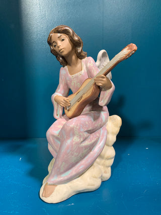Lladro heavenly sounds -Rancho