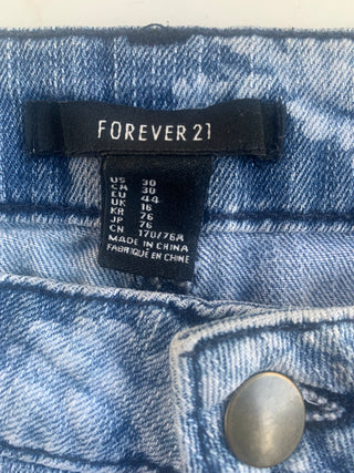 Forever 21 Rose print denim shorts size 30