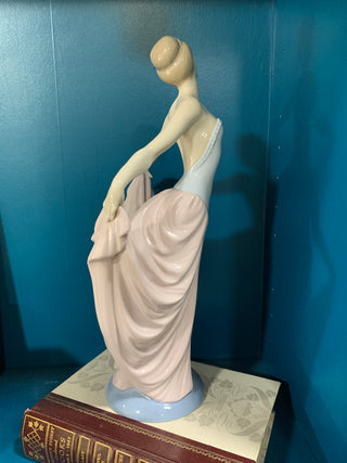 Lladro "The Dancer" 5050 - Rancho