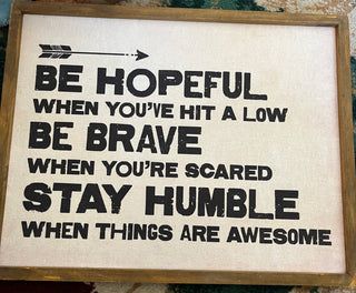 Wooden Sign "Be hopeful"