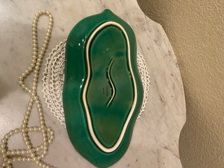 Gorgeous ceramic banana leaf-shaped platter
