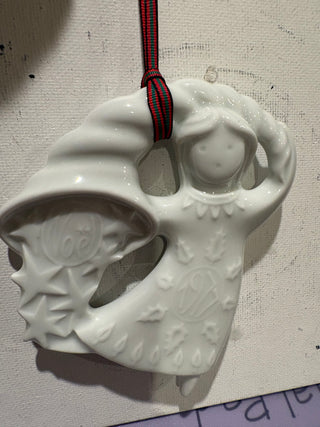 Vtg. 1977 Haviland Limoges France Porcelain Ornament