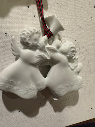 Vtg. 1983 Haviland, Limoges France porcelain ornament 4.25"