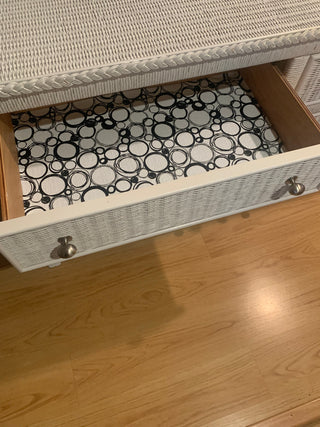 Vntg 6 drawer White Wicker Dresser