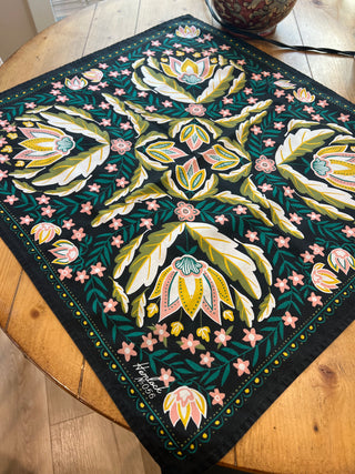 Betty Bandana Hemlock No. 056
