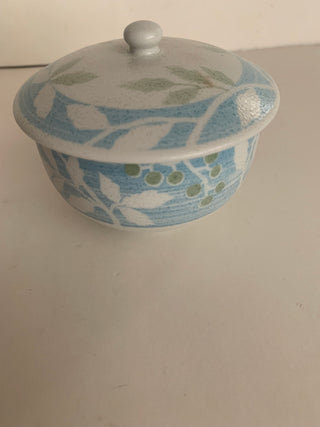 Sm Trinket dish w/lid stamped Japan