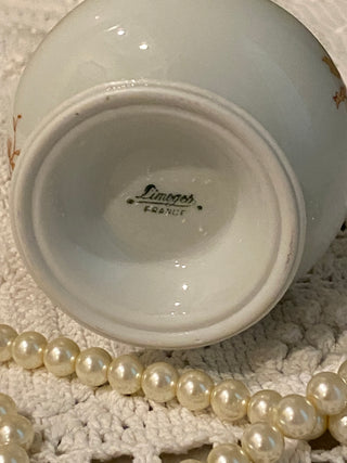 Vtg French Limoge porcelain creamer