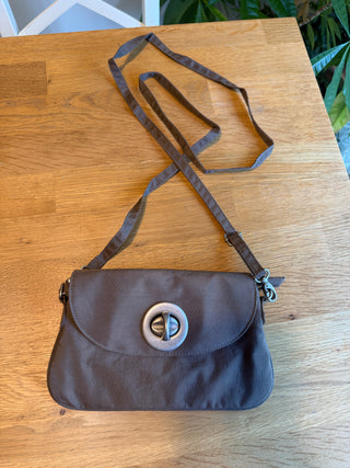 Baggallini Small Purse (brown)
