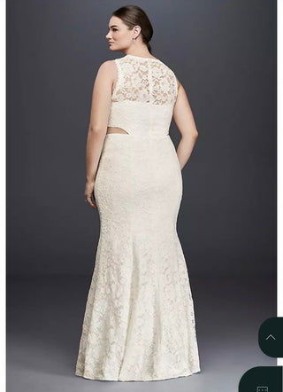 NWT XSCAPE David's Bridal Lace Trumpet Wedding Dress with Illusion NWT XSCAPE David's Bridal Lace Trumpet Wedding Dress with Illusion