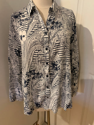 Chicos navy/white  button up sz 2