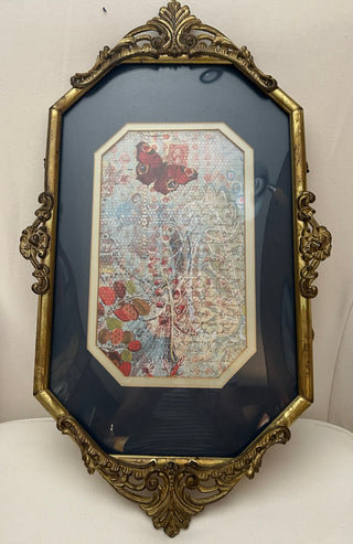 PG-Vintage Brass Ornate Oval Frame w/ decorative paper