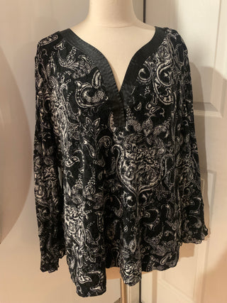 INC B/W long sleeve blouse sz 2X