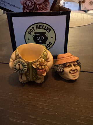 Pot Bellys Pot Pets "Flower Potter" trinket box, 2001 -- 2.25"