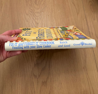 Vintage 2001  Fix-It and Forget-It Cookbook (Comb-Bound)