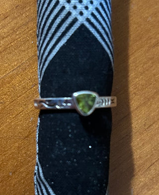 PG-.925 SS Ring with peridot sz 7.5