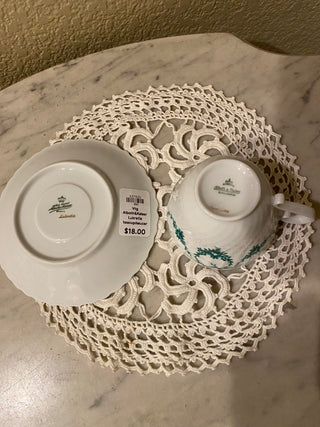 Vtg Alboth&Kaiser Lukretia teacup/saucer Bavaria