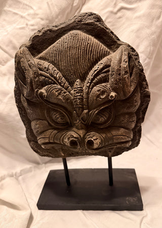 Decor - Asian Dragon Head Resign Statue