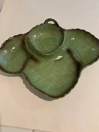 Vntg Poppytrail Calif green leaf divided dish